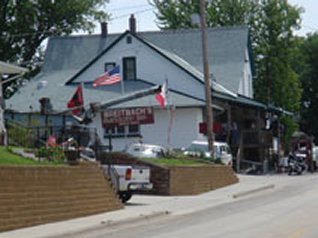 Breitbachs restaurant and tavern in balltown iowa