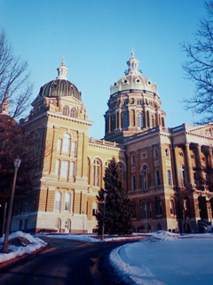 iowa state capitol in winter